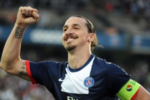 华体会登入-姆巴佩 VS 萨拉赫：欧冠射手王之争，谁能主宰安菲尔德之夜？，姆巴佩 pa