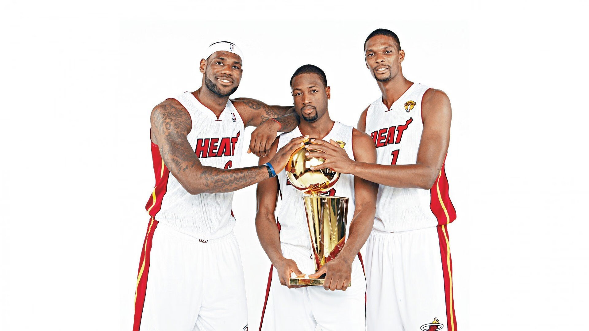 尊重是靠打出来的,威少三双带队击败勇士,新赛季险些无球可打